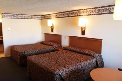 Thunderbird Motel Поукателоу Екстериор снимка